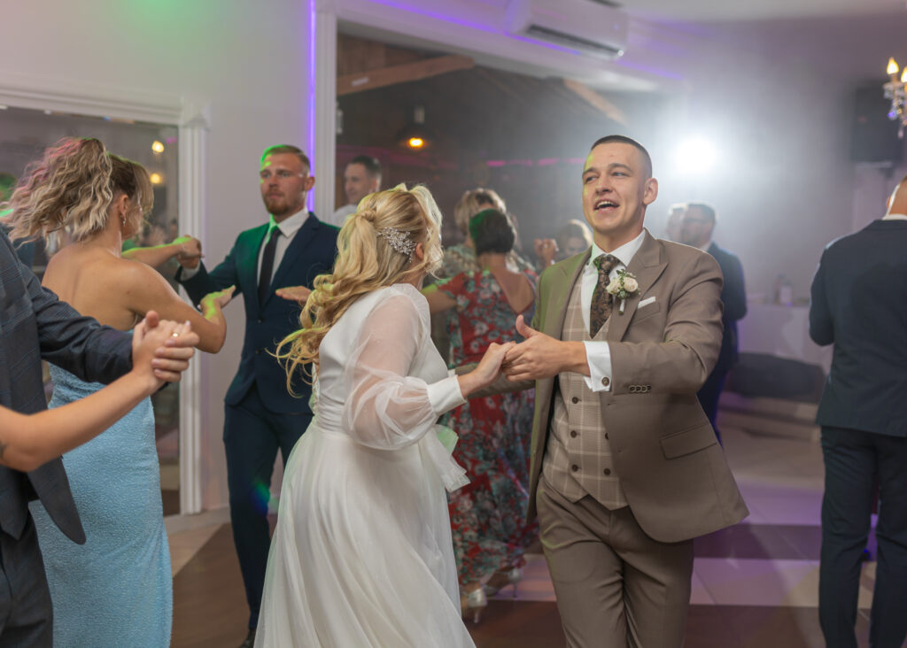 0000_Aleksandra&Mateusz_wesele (203)