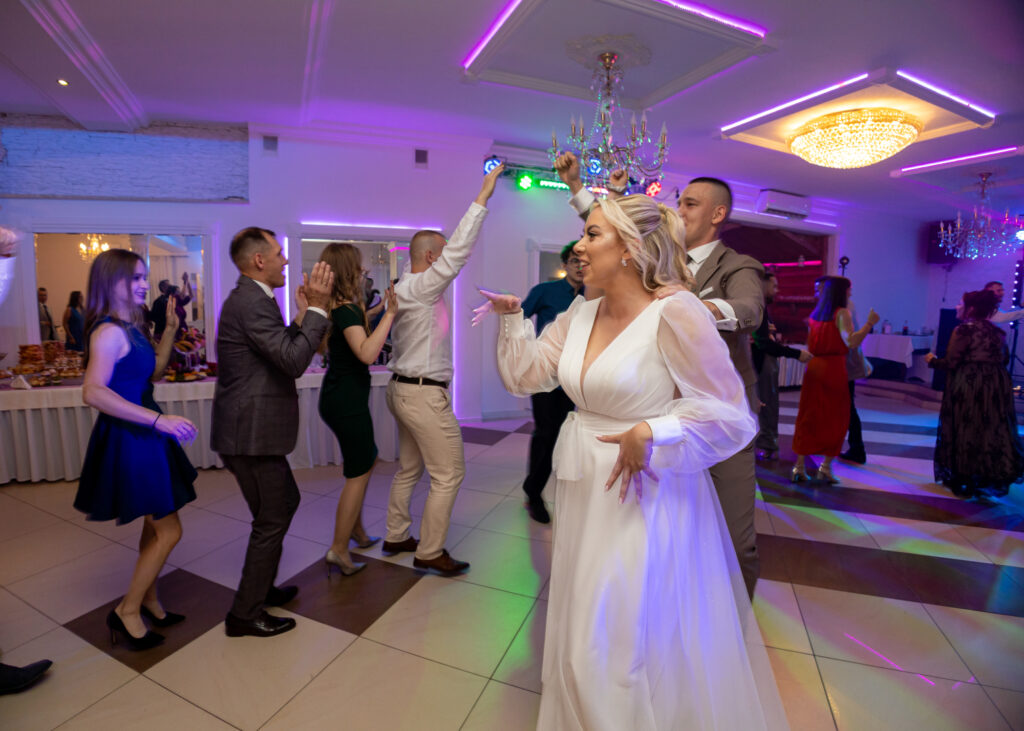 0000_Aleksandra&Mateusz_wesele (461)